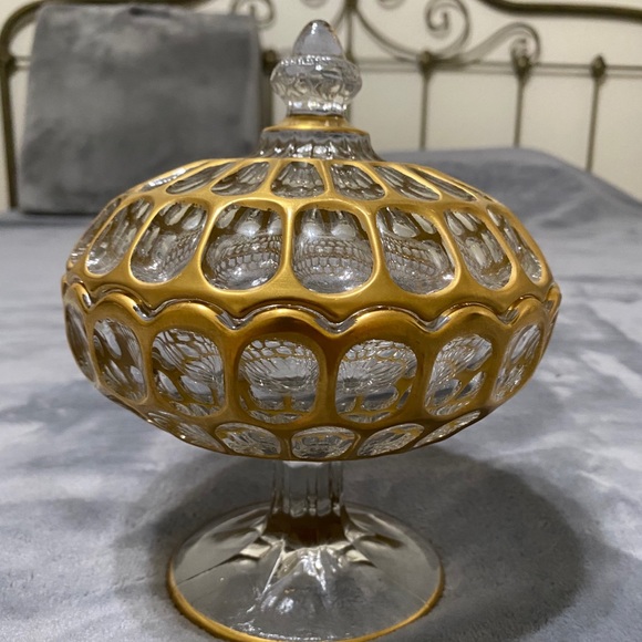 Vintage candy dish - bottom only!!! - Picture 3 of 3